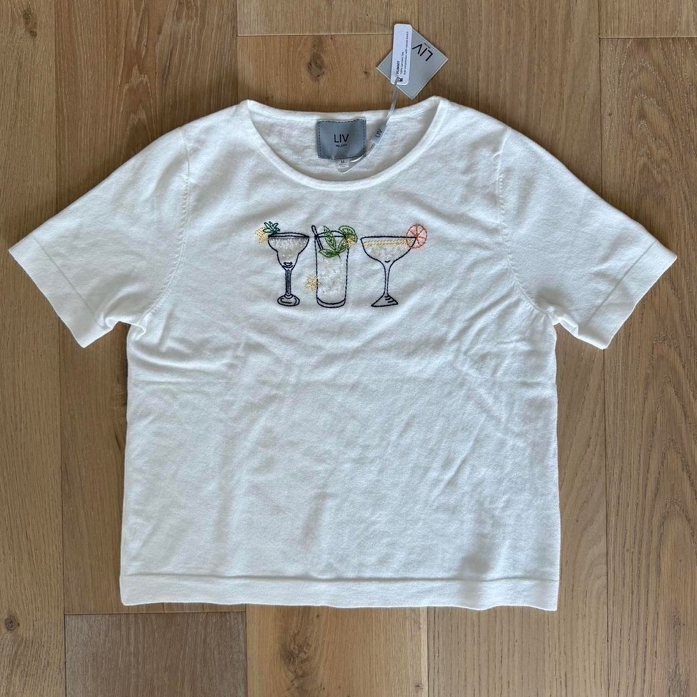 NWT Liv Milano White T-Shirt with Cocktail Embroidery